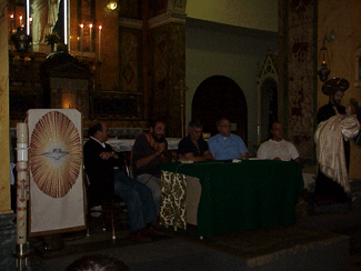 ...durante il dibattito dal tema: 