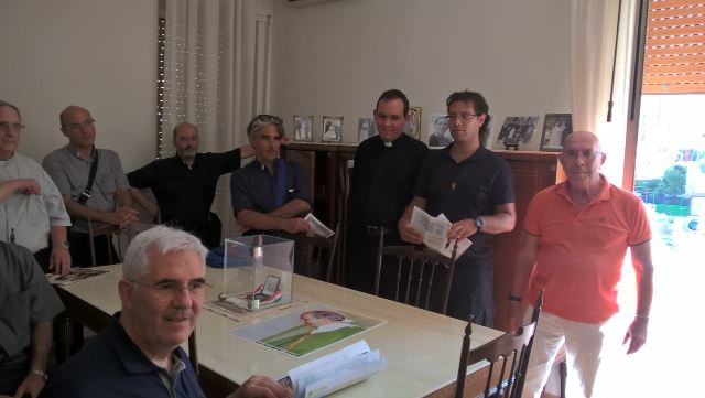 Il gruppo di sacerdoti della Diocesi di Cagliari in visita presso la Casa-Museo del Beato Puglisi