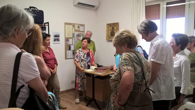Gruppo viaggio ecumenici di Hannover in visita alla casa-museo del Beato Puglisi