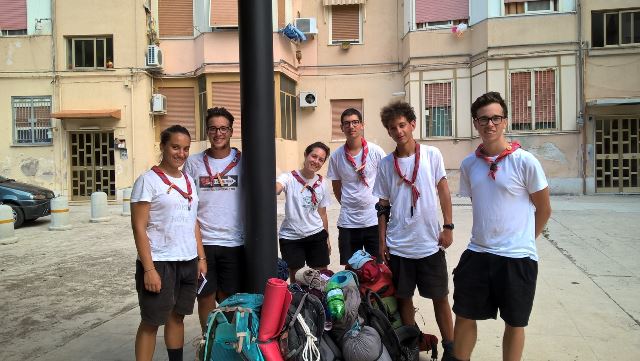 Il gruppo scout proveniente da Ortona in Abruzzo, composto da 6 giovani in route estiva, il 22 agosto 2016 ha visitato la casa-museo di Padre Puglisi e il territorio che gli � appartenuto