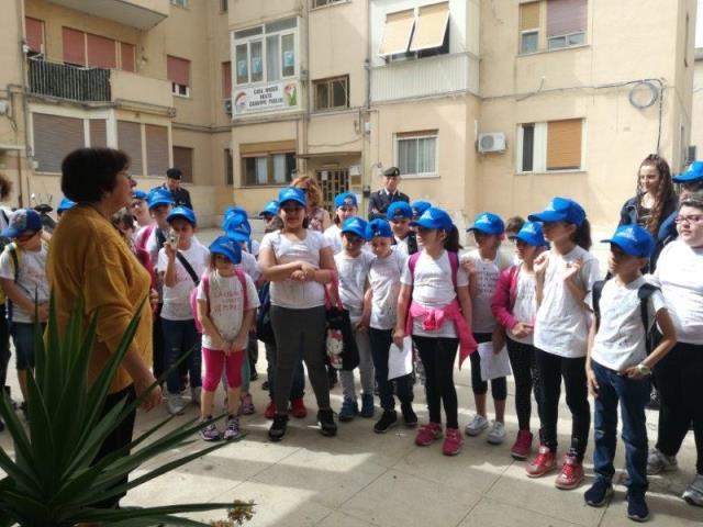 Gli alunni della scuola Rosolino Pilo