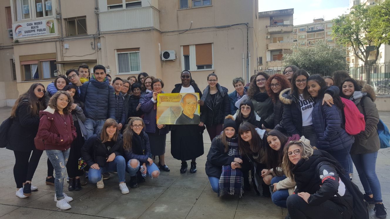 Il 10 novembre 2017 studenti di Enna hanno visitato la casa-museo del Beato Puglisi