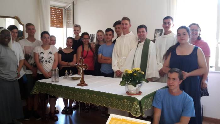 Gruppo giovani della Repubblica Ceca visita i luoghi del Beato Giuseppe Puglisi