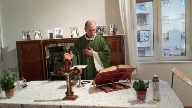 Don Gullo celebra la Messa in casa-museo il 13 febbraio 2018