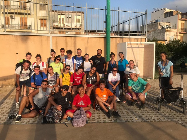 Il gruppo giovani dell'Azione Cattolica di Sezze Scalo, ospiti del Centro Padre Nostro, visitano i luoghi del Beato Giuseppe Puglisi