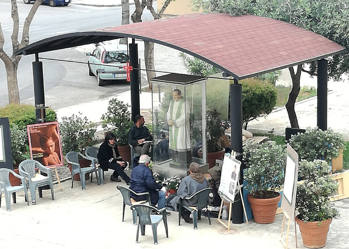 La protesta di Biagio Conte per il fratello Paul a piazzetta Beato Padre Pino Puglisi