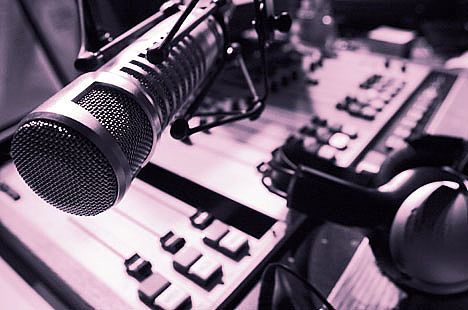 Maurizio Artale ancora ai microfoni di Radio Saiuz per un resoconto sul sit-in del Centro Padre Nostro